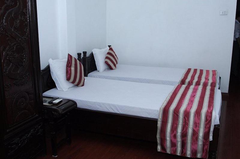 Hoang Cuong 15 Nguyen Thai Hoc Hotel *